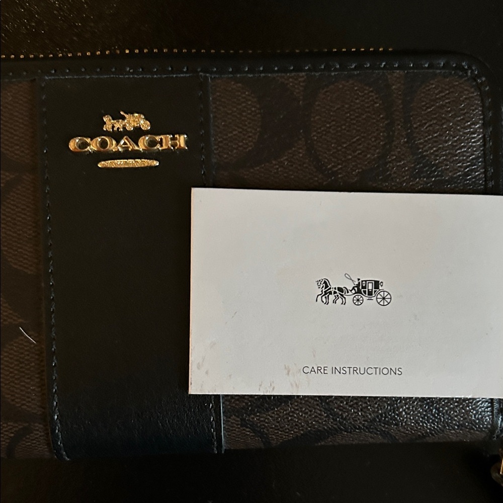 Coach Signature Brown and Black Zip Wallet - Picture 9 of 12